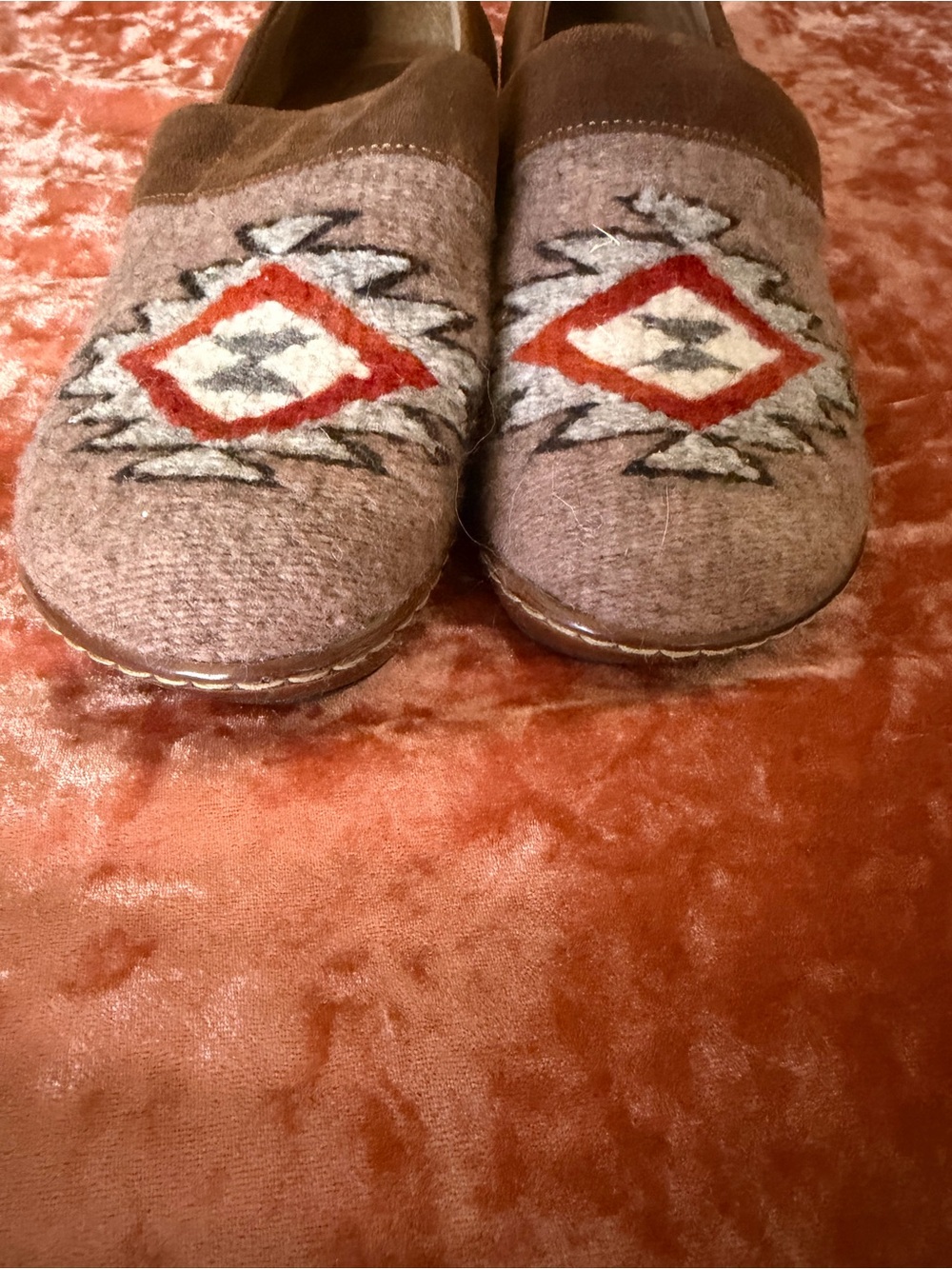Born Tan Wool and Wood Slip-On Loafers with Aztec Pattern - Size 8 - Picture 2 of 8